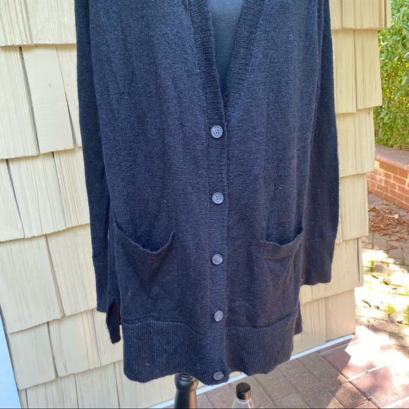 💖!! LAST CHANCE!!!
American Eagle Outfitters| Black Button up Cardigan With - Picture 9 of 9